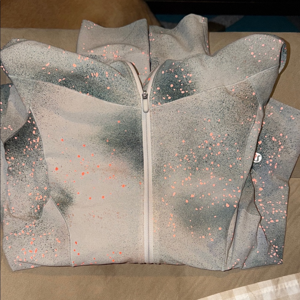 Gray and Pink Speckled Zip-Up Jacket Lululemon Mist Over Windbreaker Jacket
